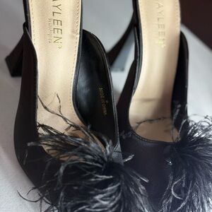 Black Feathered Women's Shoes